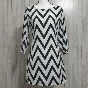 Black And Black And White Junior Dresses for Sale up to 90% Off: Poshmark